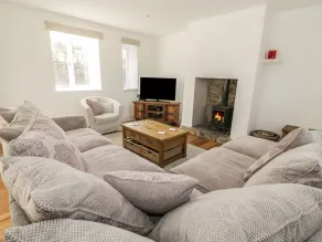 1 Dunkirk Cottages - Interior