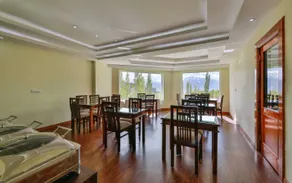 Reenam Hotel - Restaurant