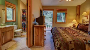 River Stone Resorts & Bear Paw Suites - Rom