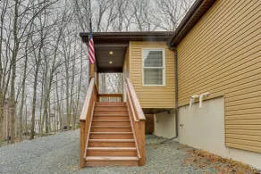 Hike, Swim & Ski: Home w/ Deck in Lackawaxen - Interiør