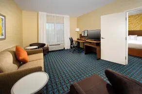 Fairfield Inn & Suites by Marriott Arundel Mills BWI Airport - Room