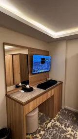 الفؤاد العربي -  لو كوير - Room