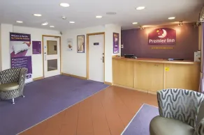 Premier Inn Leeds East - Reception