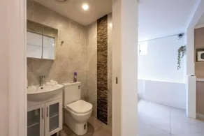 Saltline Bondi Stays Cozy Bondi Studio Retreat - Badezimmer
