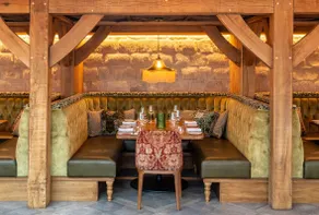 Peak Edge Hotel - Restaurant