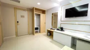 Elegant Airport Hotel - Zimmer
