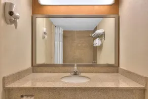 Express Inn Harrisburg South New Cumberland - Salle de bain