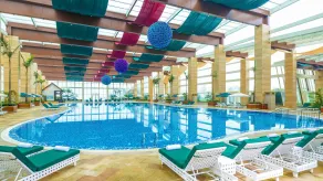 InterContinental Heilong Lake by IHG - Piscina
