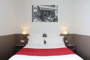 Le Quarré Hôtel Bistrot - Værelse