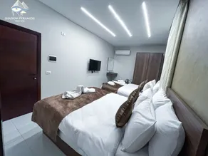 Shadow Pyramids INN - Habitación