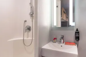 ibis budget Marne-La-Vallée Val d’Europe - Salle de bain