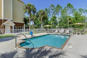 Quality Inn & Suites Lehigh Acres Fort Myers - Piscine