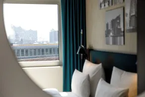Motel One Hamburg am Michel - Chambre
