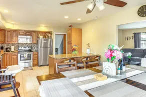 3 Mi to Berkshire Mall: Suburban Stay w/ Yard! - Innvendig