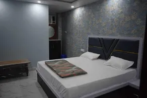 Hotel Highway Crown - Habitación
