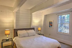 10 Mi to Skiing: Tahoe City A-Frame Home - Intérieur