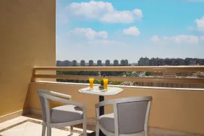 Triumph Plaza Hotel - Vue de la chambre