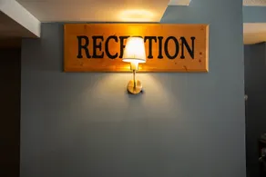 The Queens Head Hotel, Self Check-In - Recepción