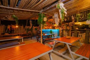 Sea Safari - Restaurant