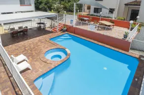 Sunshine Beach Resort - Pool