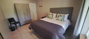 Spacious Farmhouse Retreat Near Mokopane, South Africa - Habitación