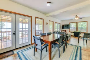 Spacious Family Winter Retreat on Oneida Lake! - Interiör