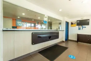 Motel 6-Camp Springs, DC - South Camp Springs - Hall