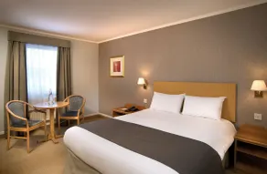 The Hickstead Hotel By Uno-FREE PARKING - Room