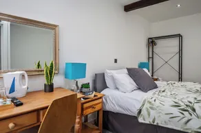 Serenity Guest House - Habitación