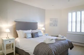 The Rising Sun - Room