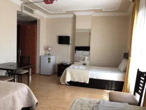 YUMURTALIK OTEL - Værelse
