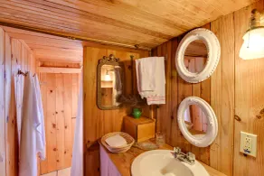Oceanfront Cottage w/ Deck 2 Mi to Boothbay Harbor - Badeværelse