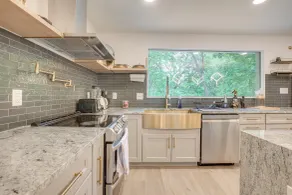 Spacious Riverfront Delaware Home w/ Views - Interiör
