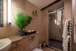 High Corner Inn - Room