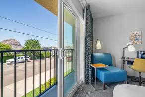 Hotel Avisa Downtown - Chambre