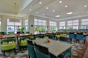 Hilton Garden Inn Fayettevile - Restaurant