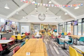 The Lodge Hotel - Restaurant