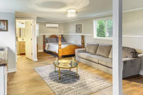 Port Clinton Home: Hot Tub, Steps to Portage River - Interiør