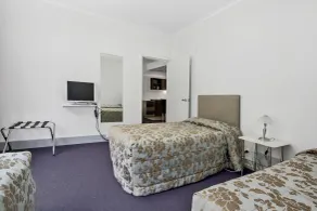 Amethyst Court Motor Lodge - Chambre