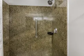 Best Western Plus Williston Hotel & Suites - Salle de bain