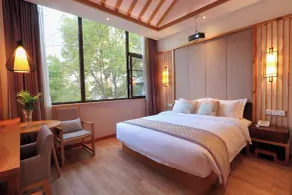 Mild Spring Boutique Hotel - Ausblick vom Zimmer