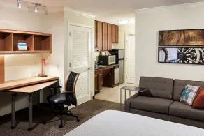 TownePlace Suites by Marriott San Antonio Airport - Room