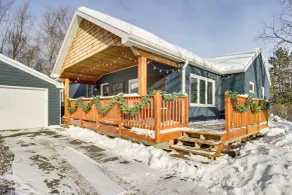 Group Retreat Near Spirit Mtn & Duluth Lakefront! - Interiör