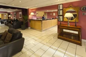 Pery's Hotel - Reception
