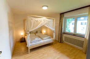 Ski-n-Lake City Apartments - Room