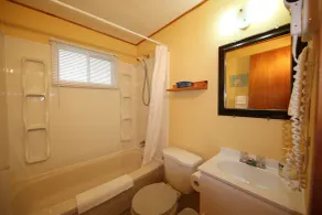 Blue Crest Cottages - Badrum