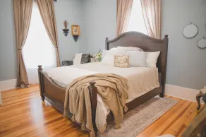 Boonville Luxury Lodging - Rum