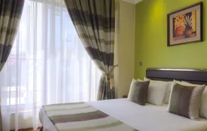 After 40 Hotel - Room