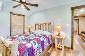 Modern Cabin w/ Hot Tub: Near Tail of the Dragon! - Intérieur