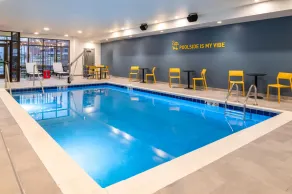 Home2 Suites by Hilton Lee's Summit Kansas City - Piscina